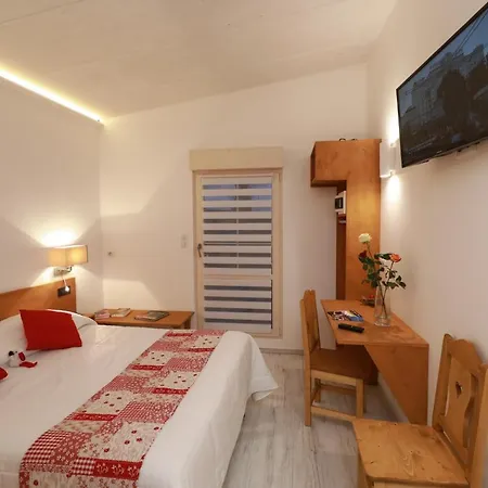 Restaurant 3 Chateaux Отель