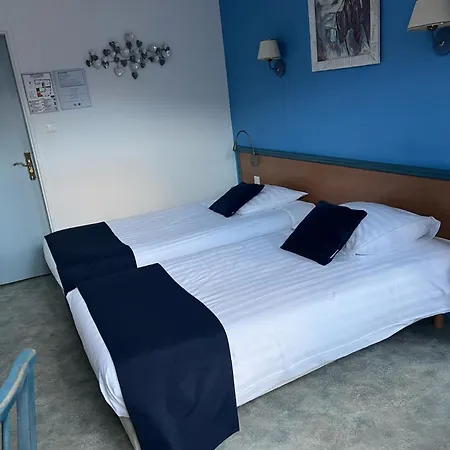 Отель Restaurant 3 Chateaux Рибовиль