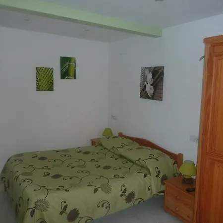 Отель Restaurant 3 Chateaux Рибовиль