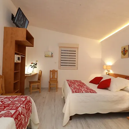 Restaurant 3 Chateaux Отель