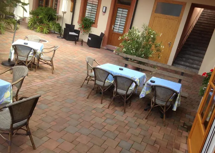 Restaurant 3 Chateaux Hotel Ribeauville (Haut-Rhin)